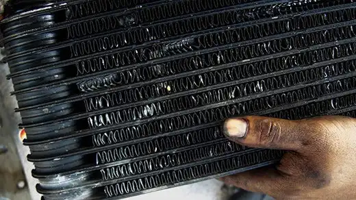 رسوب و آلودگی در پره‌های اینترکولر دیزل ژنراتور